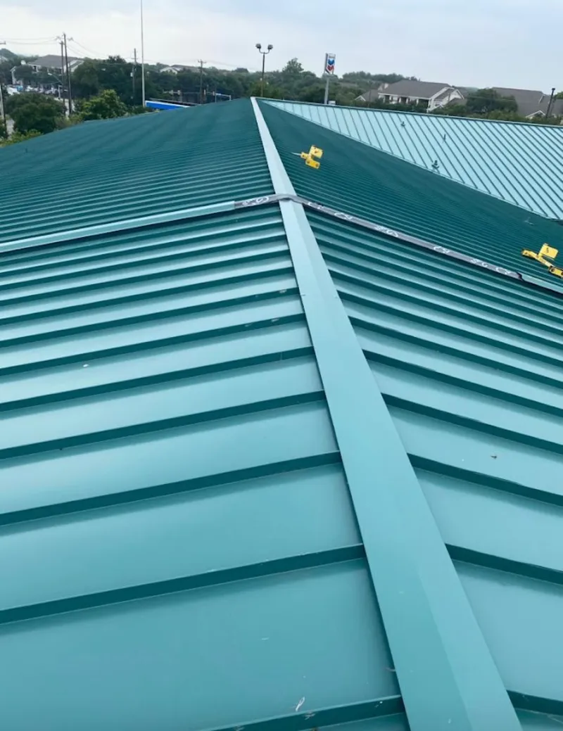 Green commercial metal roof ridge and valley for Metal Roof Repair in Coachella